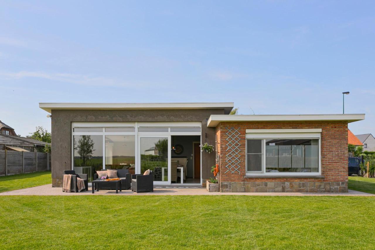 Huswell - Bungalow With Garden At 5 Minutes From The Beach Villa De Haan Exterior foto