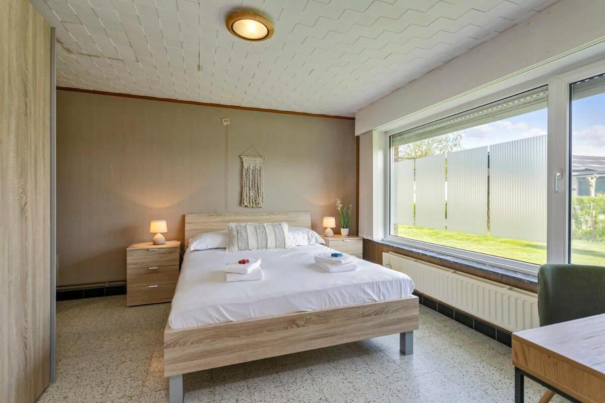 Huswell - Bungalow With Garden At 5 Minutes From The Beach Villa De Haan Exterior foto