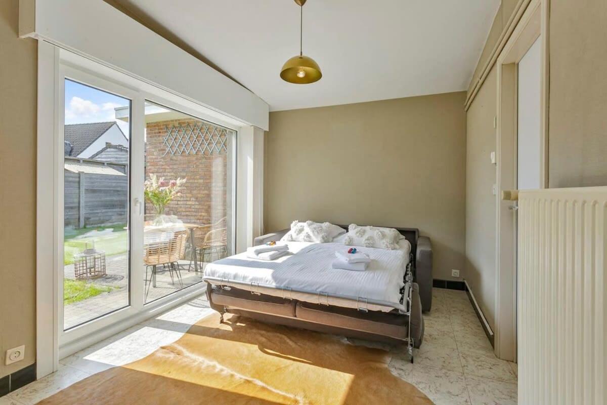 Huswell - Bungalow With Garden At 5 Minutes From The Beach Villa De Haan Exterior foto