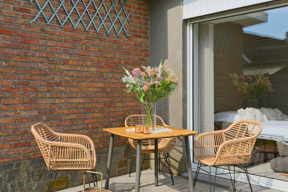 Huswell - Bungalow With Garden At 5 Minutes From The Beach Villa De Haan Exterior foto
