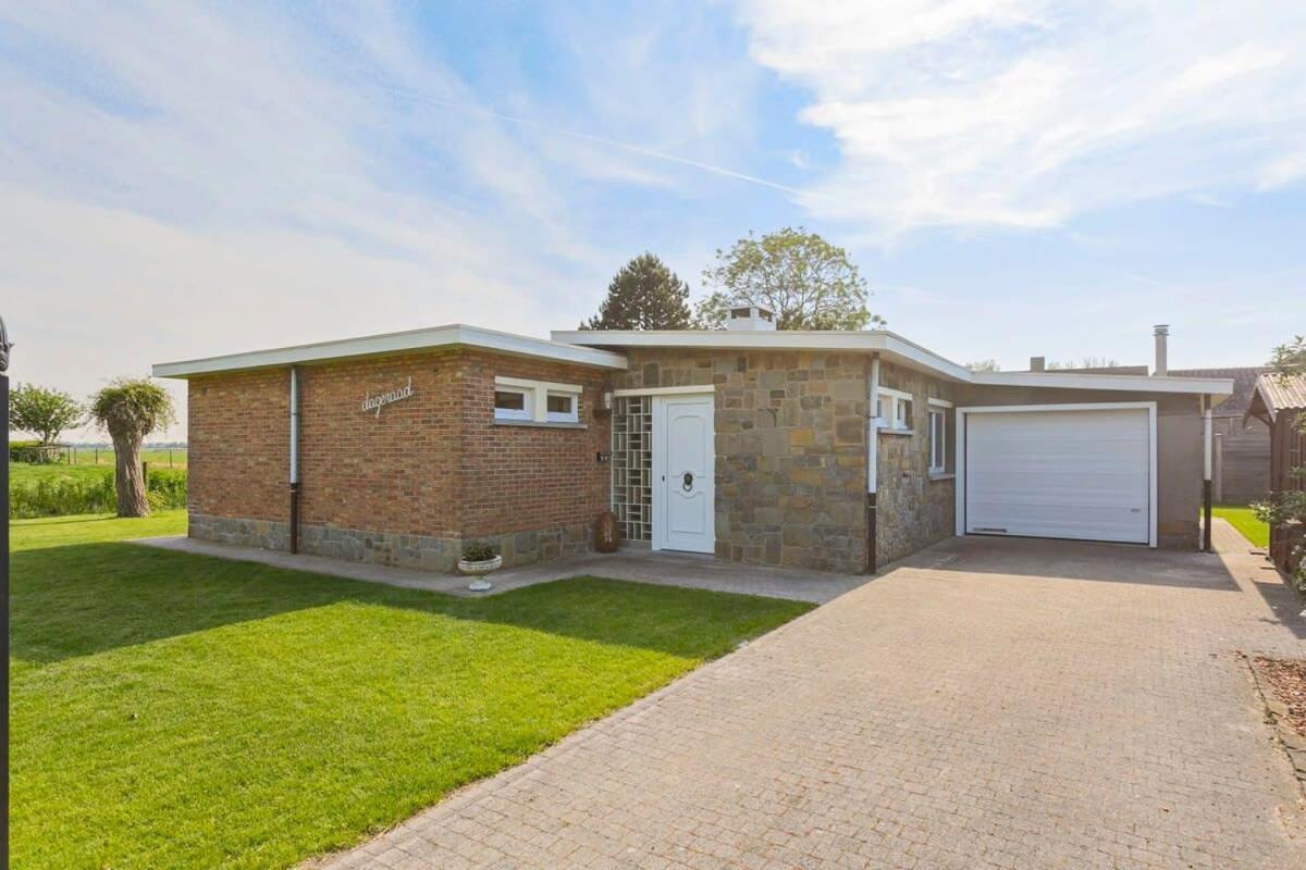 Huswell - Bungalow With Garden At 5 Minutes From The Beach Villa De Haan Exterior foto